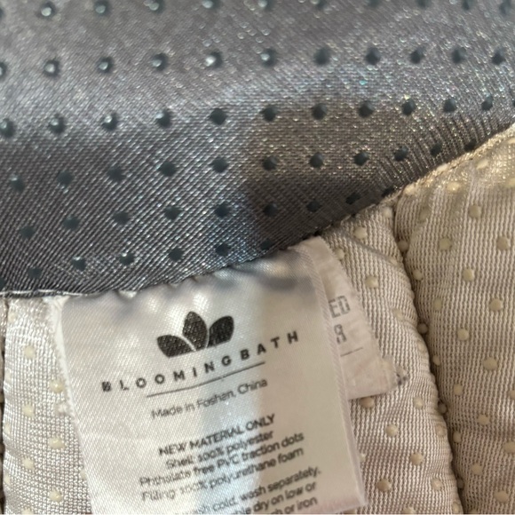 Blooming Bath Lotus Baby Bath - Picture 2 of 2